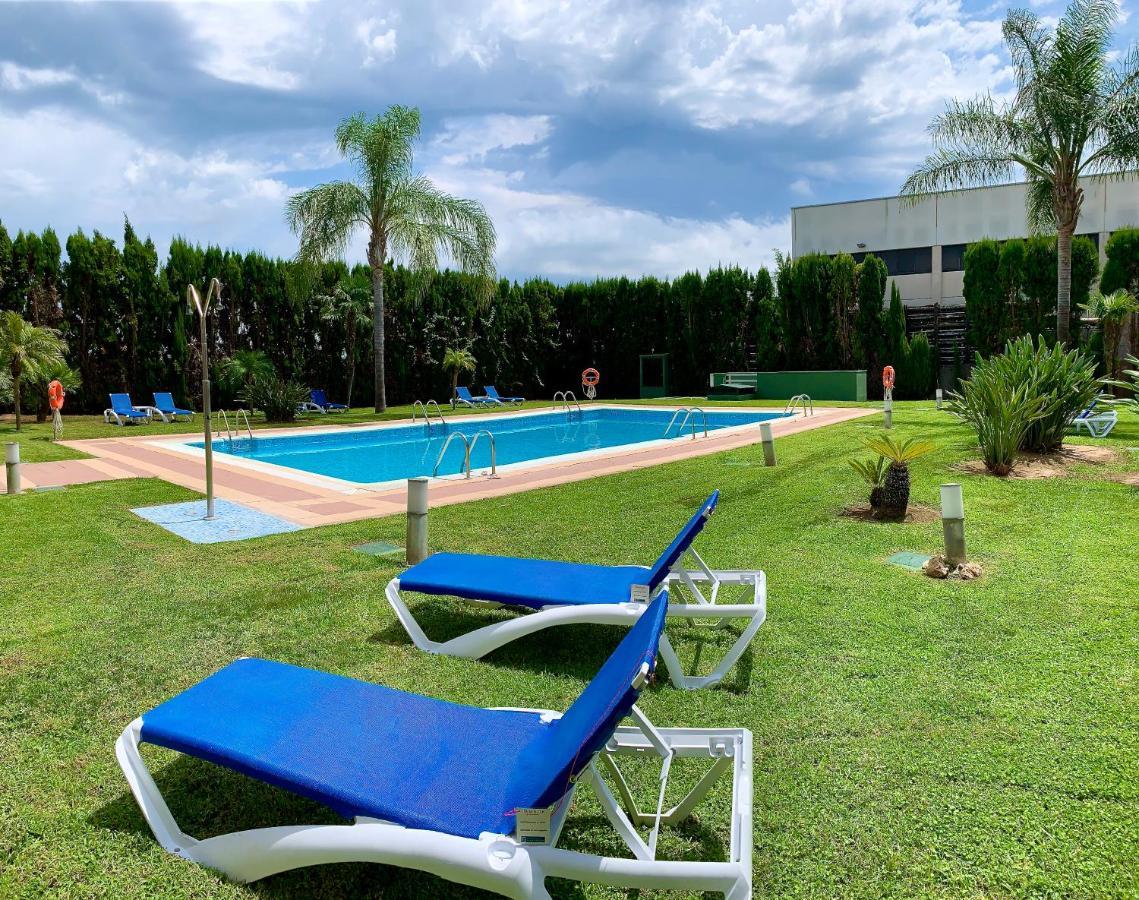 Ramada By Wyndham Valencia Almussafes Hotel Luaran gambar