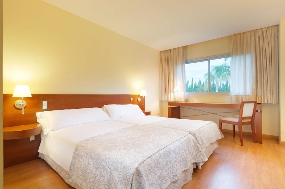 Ramada By Wyndham Valencia Almussafes Hotel Luaran gambar