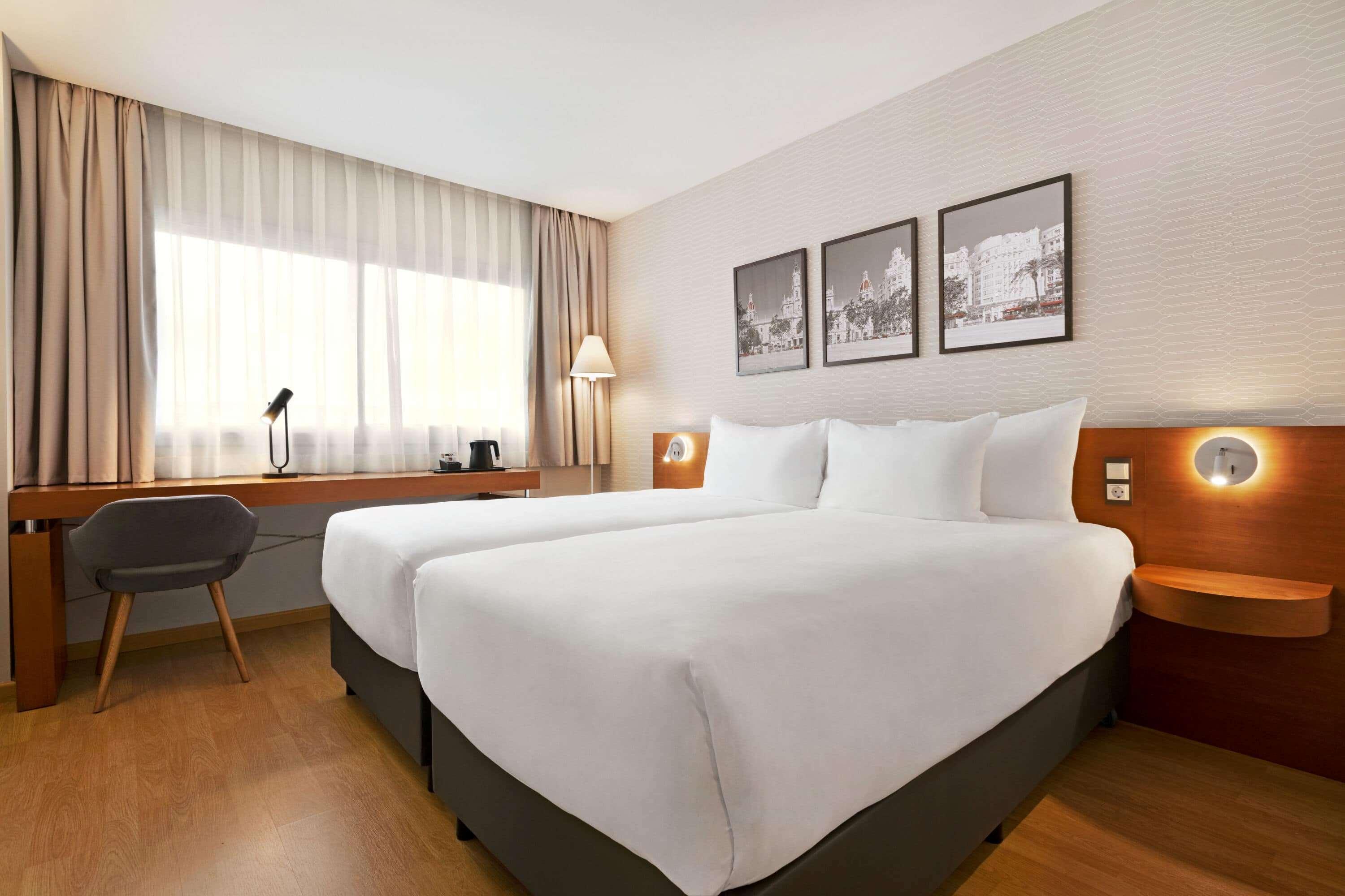 Ramada By Wyndham Valencia Almussafes Hotel Luaran gambar