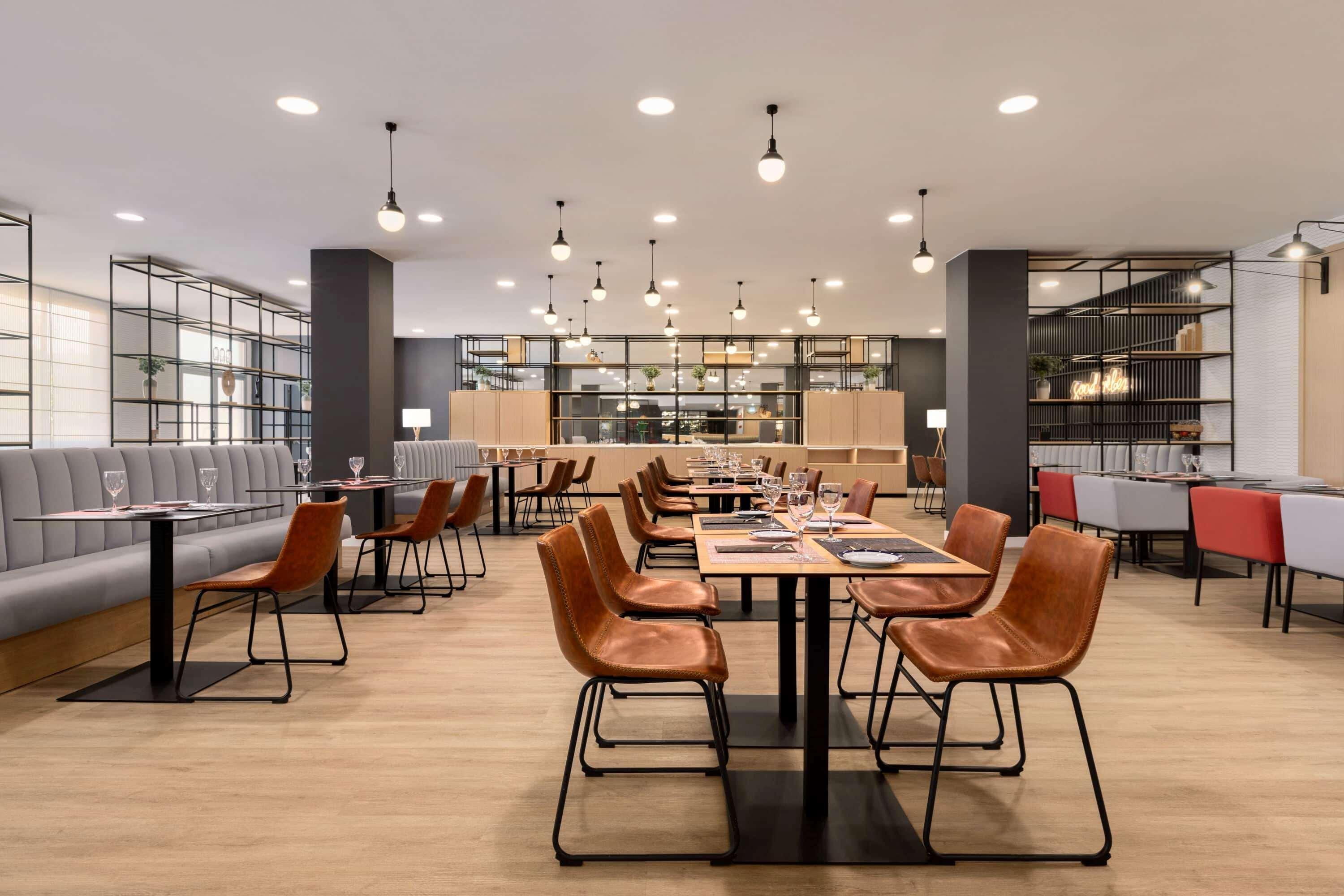 Ramada By Wyndham Valencia Almussafes Hotel Luaran gambar