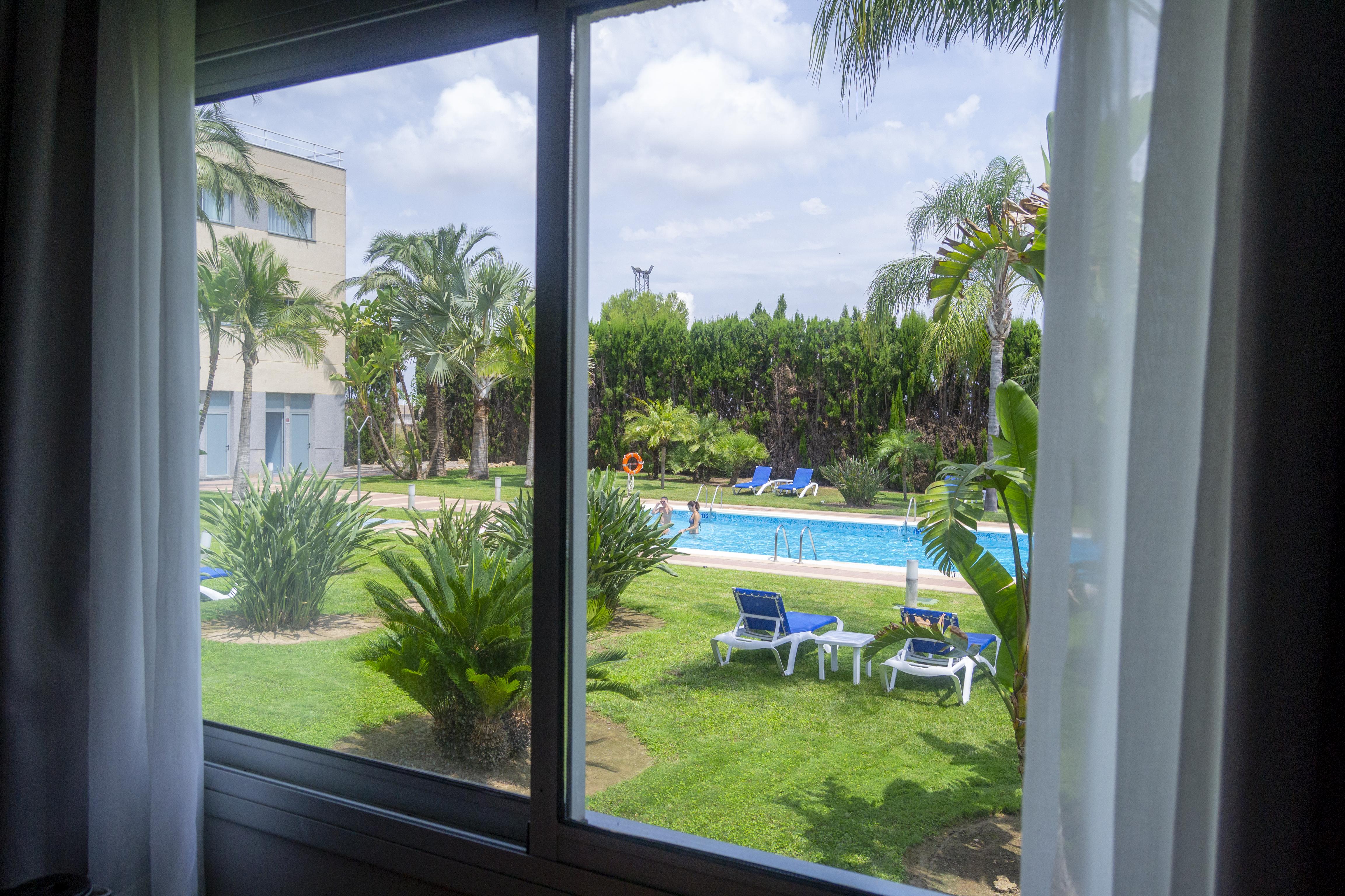 Ramada By Wyndham Valencia Almussafes Hotel Luaran gambar