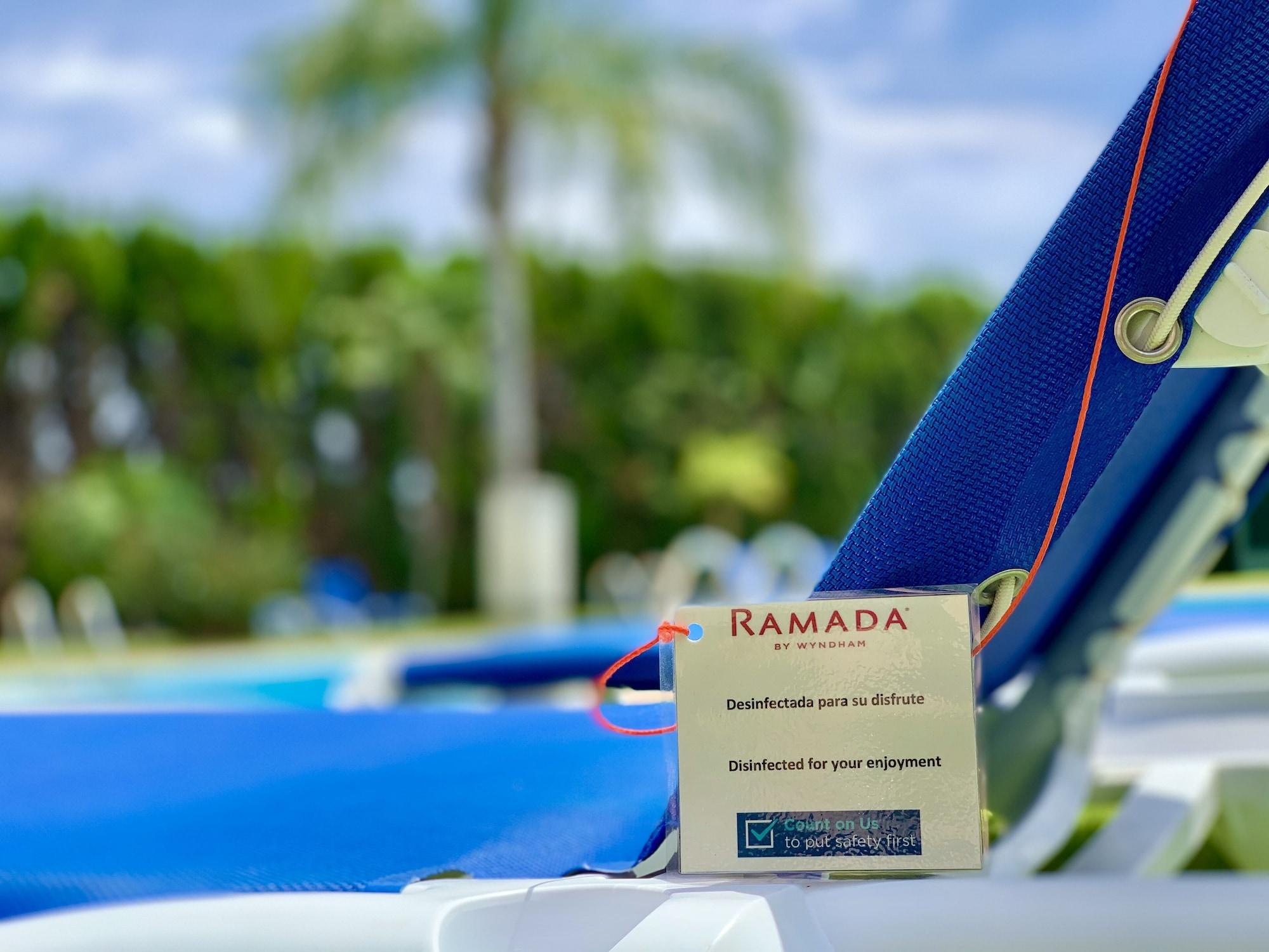 Ramada By Wyndham Valencia Almussafes Hotel Luaran gambar