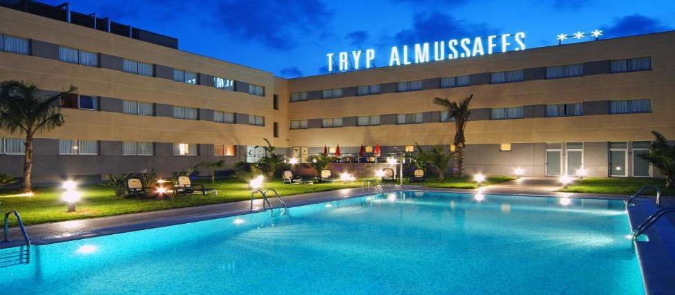 Ramada By Wyndham Valencia Almussafes Hotel Luaran gambar